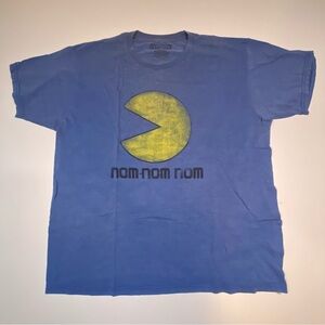 Pac-Man “Nom Nom Nom” Blue Distressed Graphic T-Shirt Men’s XL Retro Arcade Tee